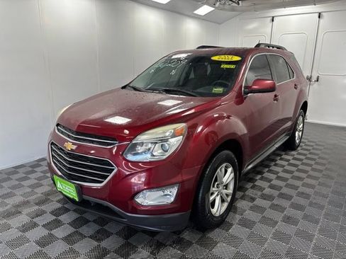 Used 2017 Chevrolet Equinox LT AWD/4WD image 3