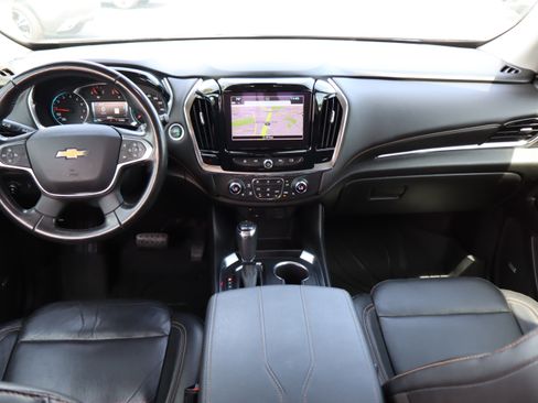 Used 2019 Chevrolet Traverse RS w/ LPO, Floor Liner Package AWD/4WD image 14