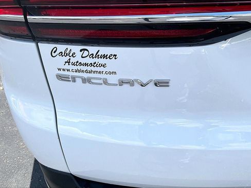 Used 2025 Buick Enclave Preferred FWD image 8