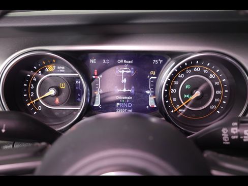 Used 2021 Jeep Wrangler Unlimited Sport image 22