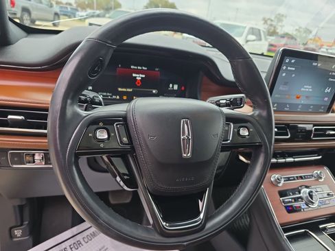 Used 2021 Lincoln Aviator Reserve w/ Equipment Group 201A image 12