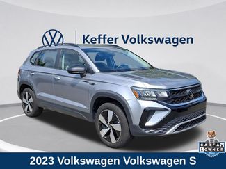 Used 2023 Volkswagen Taos S w/ Driver Assistance Package AWD/4WD video 1
