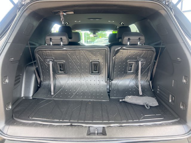 Used 2023 Chevrolet Traverse LT w/ LPO, Floor Liner Package AWD/4WD image 18