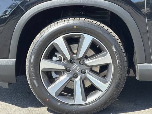 Certified 2024 Honda Pilot Touring image 37