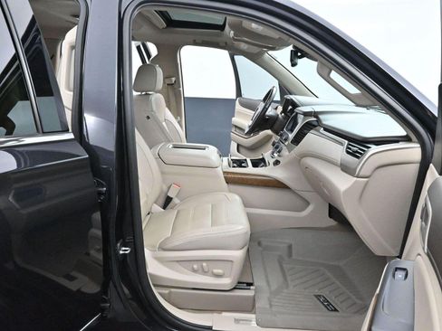 Used 2020 GMC Yukon Denali w/ Denali Ultimate Package AWD/4WD image 38