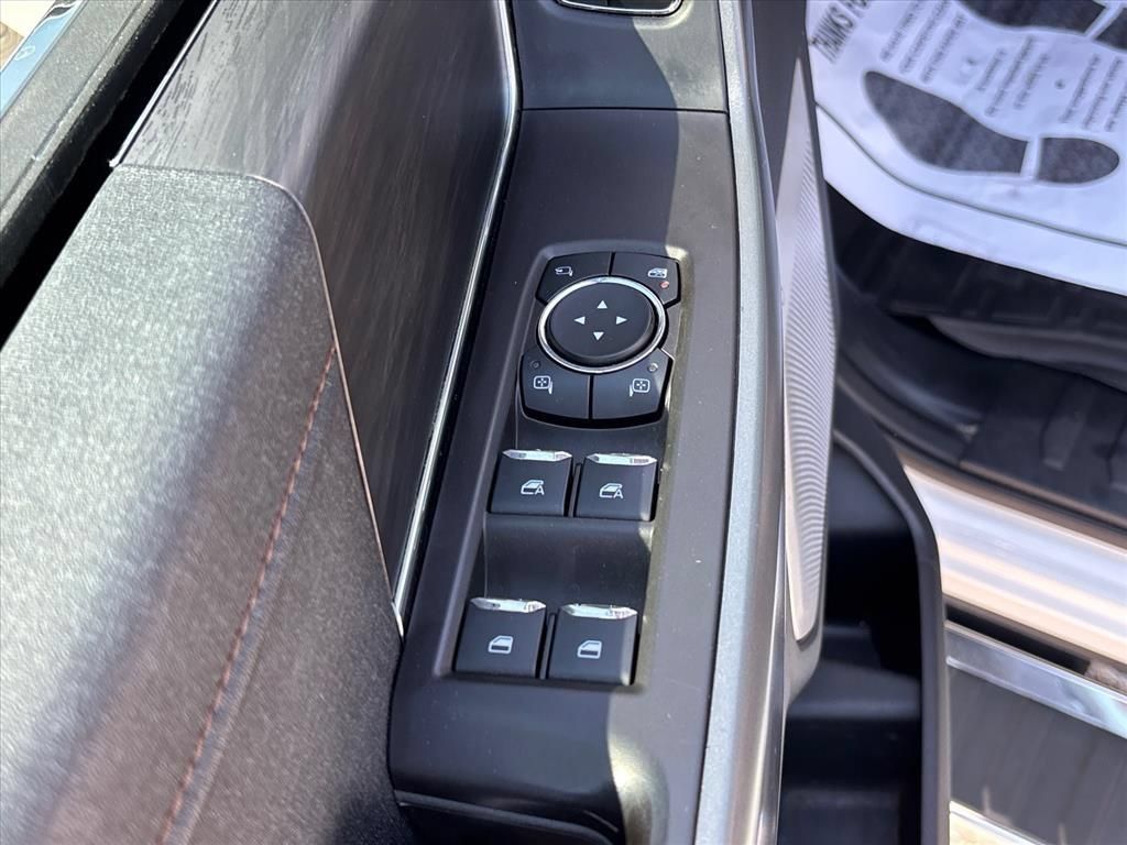 Used 2024 Ford F150 Lariat w/ Equipment Group 502A High AWD/4WD image 28