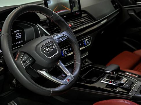 Used 2023 Audi SQ5 Premium Plus w/ Premium Plus Package AWD/4WD image 18