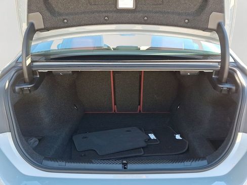 Used 2025 BMW 530i xDrive w/ M Sport Package image 28