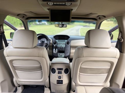 Used 2010 Honda Pilot Touring image 35