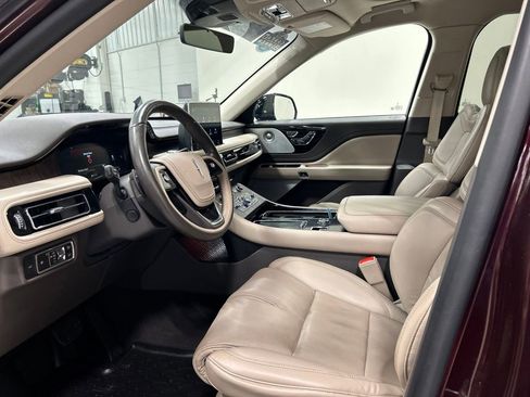 Used 2020 Lincoln Aviator Reserve w/ Equipment Group 202A AWD/4WD image 10