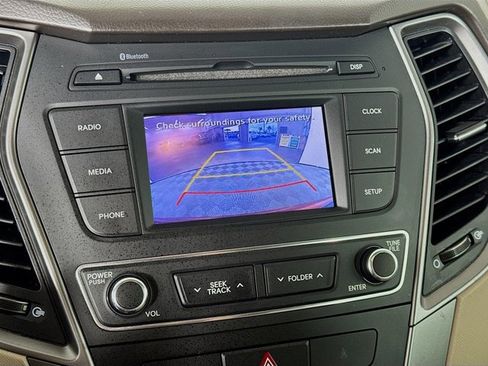 Used 2018 Hyundai Santa Fe Sport image 16