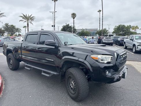 Used 2017 Toyota Tacoma TRD Sport RWD image 36