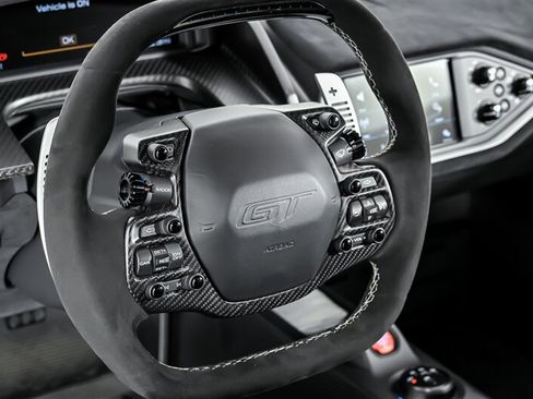 Used 2020 Ford GT Carbon Series RWD image 39