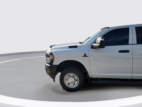 Used 2024 RAM 2500 Tradesman AWD/4WD image 2
