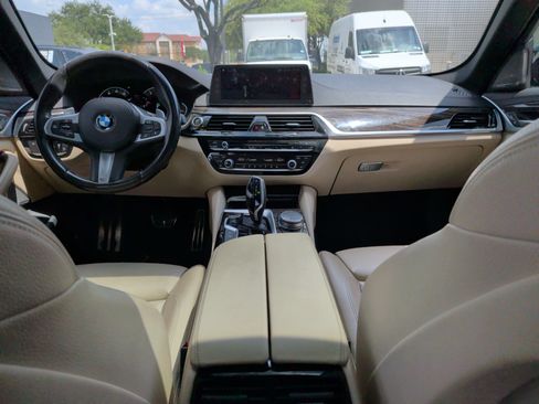 Used 2017 BMW 540i RWD image 27