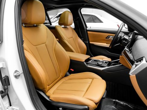 Used 2023 BMW 330i Sedan w/ Premium Package RWD image 34