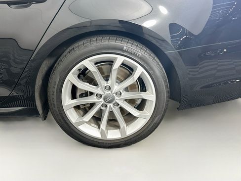 Used 2019 Audi A4 2.0T Premium Plus w/ Premium Plus Package AWD/4WD image 11