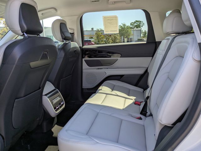 New 2026 Lincoln Nautilus Premier AWD/4WD image 14