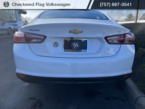 Used 2024 Chevrolet Malibu LT image 10