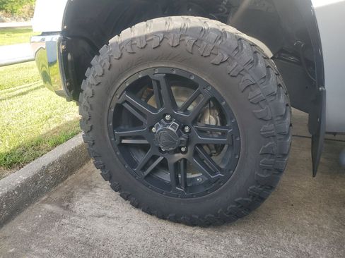 Used 2019 Toyota Tundra SR5 w/ SR5 Upgrade Package image 7