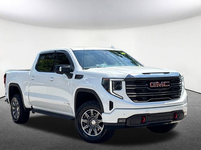 Used 2024 GMC Sierra 1500 AT4 w/ Technology Package AWD/4WD image 17
