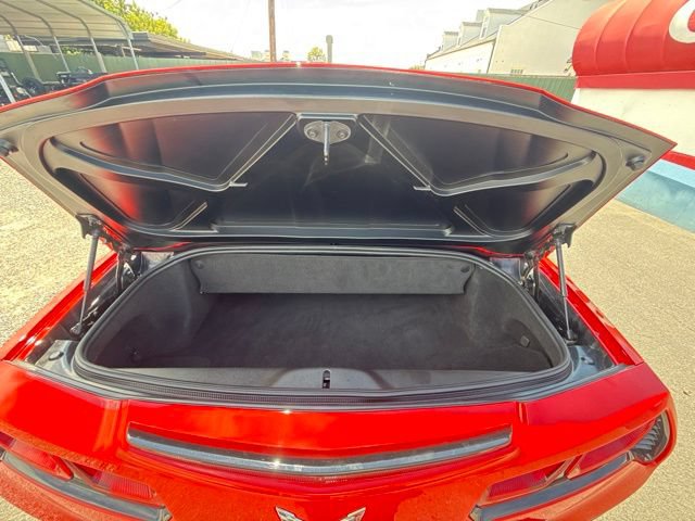 Used 2019 Chevrolet Corvette Stingray Convertible w/ 3LT Preferred Equipment Group RWD image 18