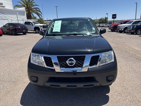 Used 2021 Nissan Frontier S RWD image 2