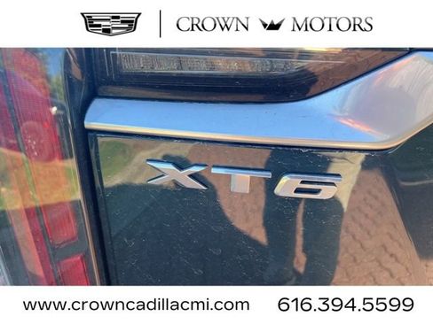 New 2025 Cadillac XT6 Sport w/ Platinum Package image 10