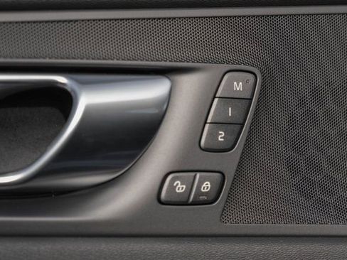 New 2026 Volvo XC60 B5 Plus w/ Protection Package Premier image 36