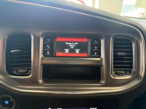 Used 2014 Dodge Charger SE w/ Sport Appearance Group RWD image 29