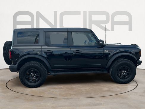 Used 2024 Ford Bronco Wildtrak image 11