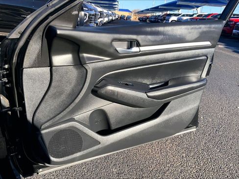 Used 2023 Nissan Altima 2.5 SV image 22