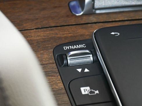 Used 2022 Mercedes-Benz GLE 450 4MATIC image 37