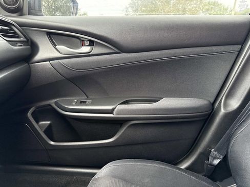 Used 2019 Honda Insight EX image 29