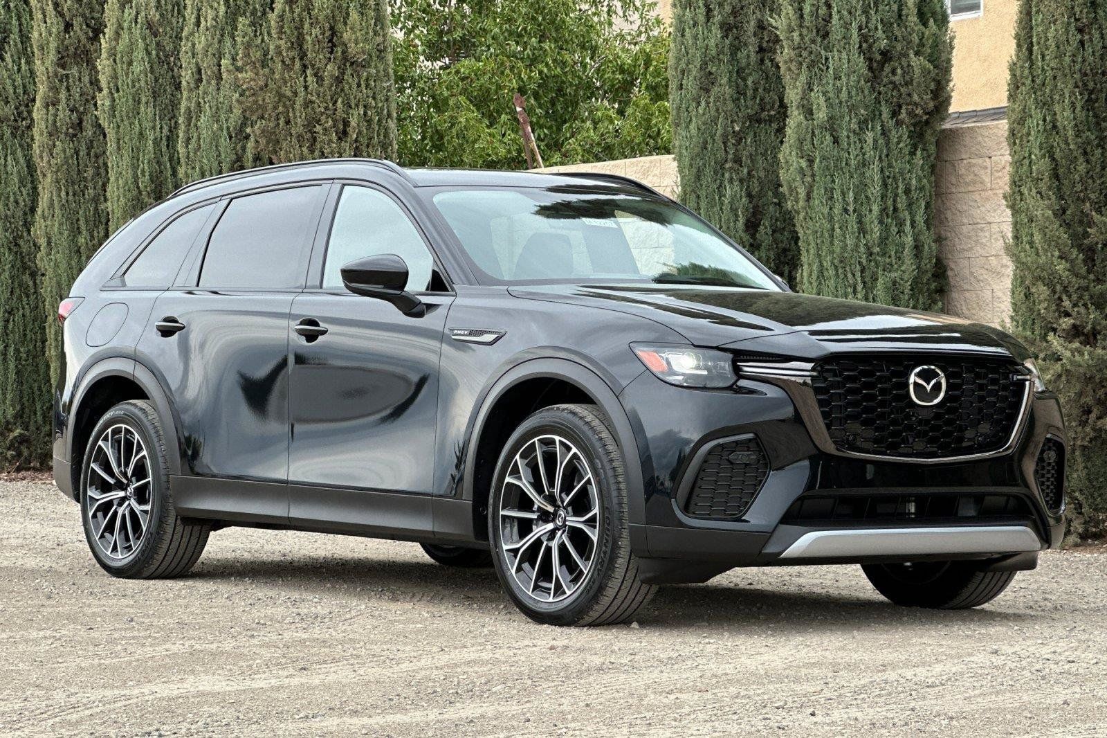 New 2025 MAZDA CX-70 Plug-In Hybrid w/ Premium Pkg AWD/4WD image 2