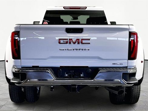 New 2026 GMC Sierra 3500 SLE w/ SLE Value Package image 5