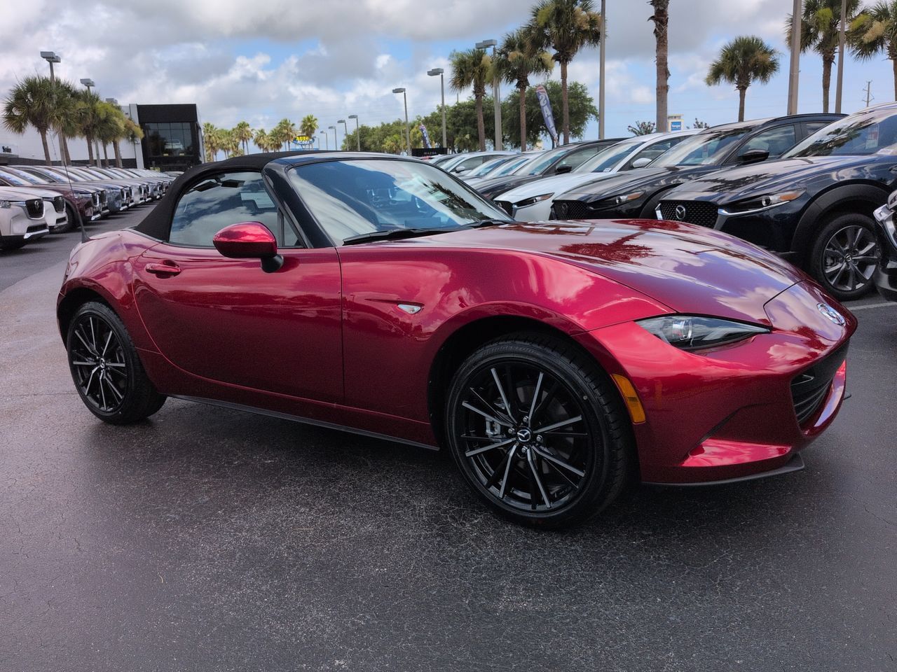 New 2026 MAZDA MX-5 Miata Grand Touring RWD image 2