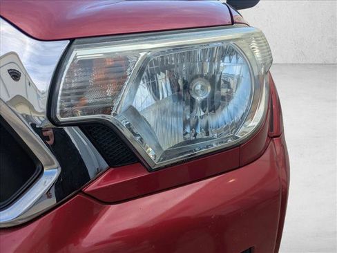 Used 2015 Toyota Tacoma PreRunner w/ SR5 Package image 9