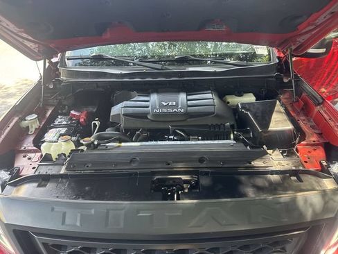 Used 2020 Nissan Titan PRO-4X w/ Pro-4x Utility Package AWD/4WD image 32