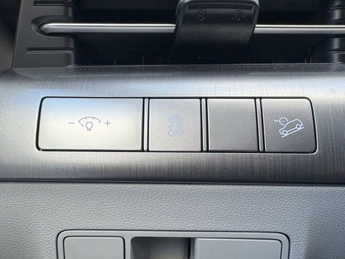 Used 2024 Hyundai Kona SEL FWD image 26