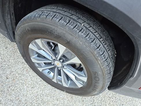 Used 2025 Chevrolet Equinox LT w/ Convenience Package II FWD image 5
