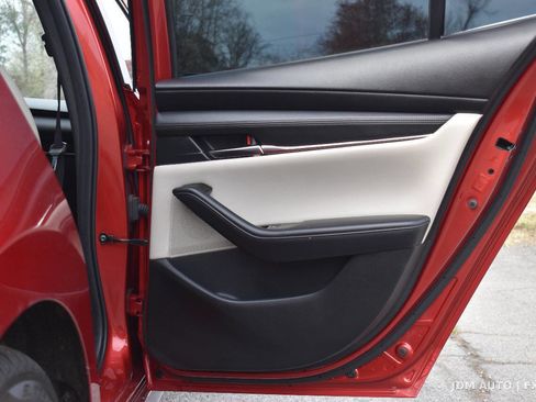 Used 2020 MAZDA MAZDA3 AWD Sedan w/ Preferred Package image 12