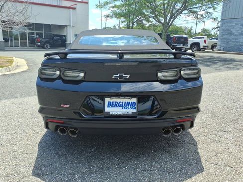 Used 2023 Chevrolet Camaro LT w/ Redline Edition RWD image 11