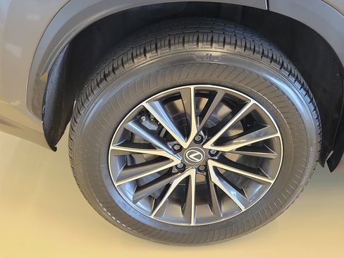 Used 2024 Lexus NX 350 AWD image 9