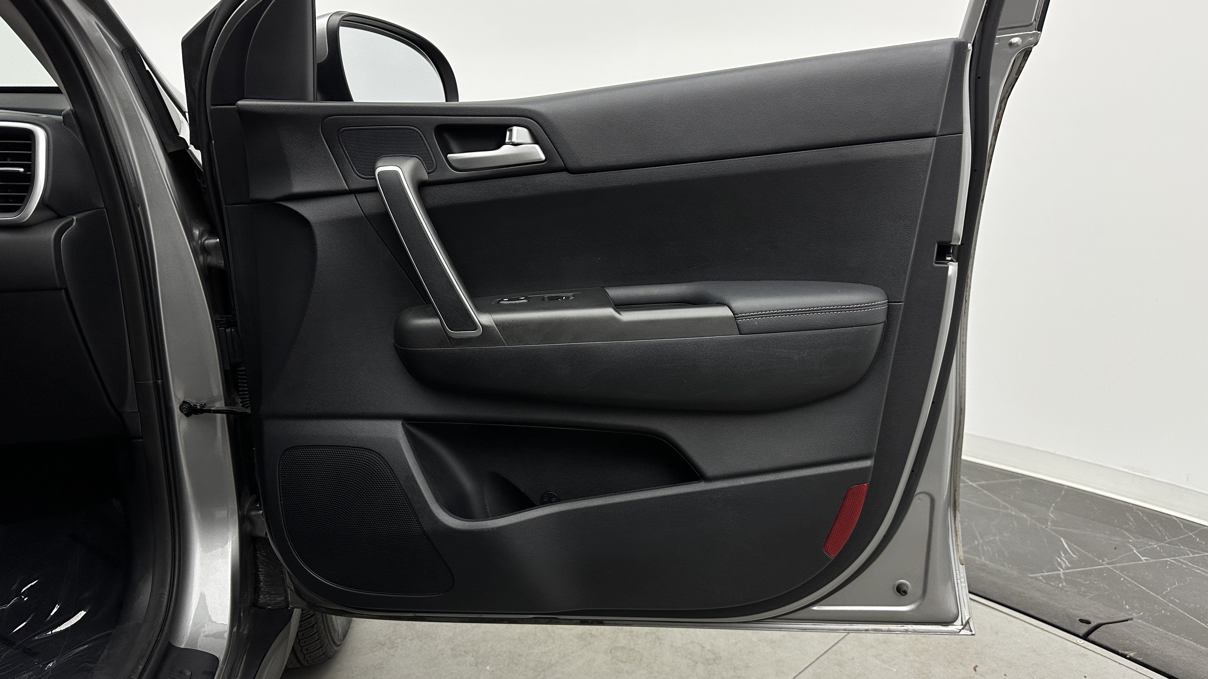 Used 2019 Kia Sportage LX FWD image 31