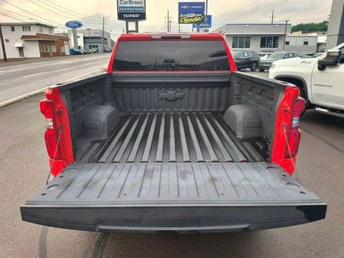 Used 2021 Chevrolet Silverado 1500 LT Trail Boss w/ Bed Protection Package AWD/4WD image 3