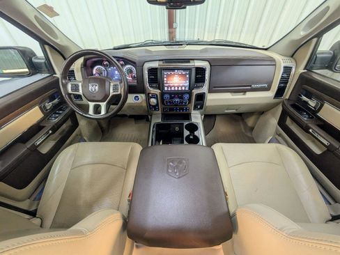 Used 2015 RAM 1500 Laramie w/ Convenience Group AWD/4WD image 5