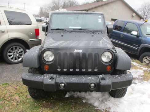Used 2011 Jeep Wrangler Sport image 3