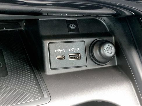 Used 2023 INFINITI QX50 Luxe FWD image 16