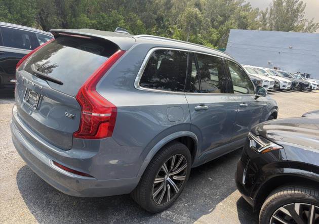 Used 2023 Volvo XC90 B5 Core w/ Protection Package Premier AWD/4WD image 4